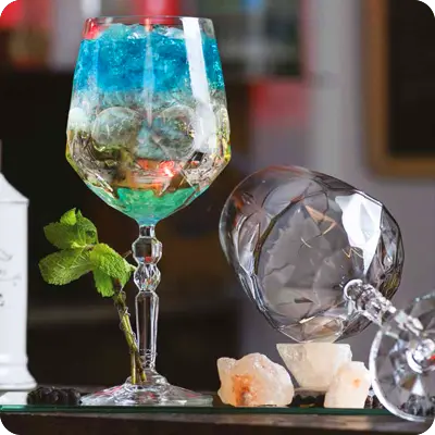 stemmed cocktail glasses